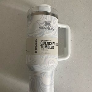 POLAR SWIRL Stanley 40 oz cup